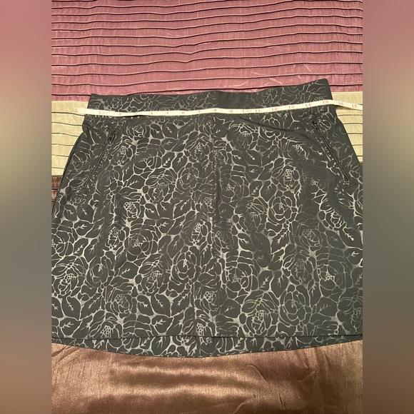 Orvis XXL patterned skort with mesh shorts and pockets - Picture 5 of 10
